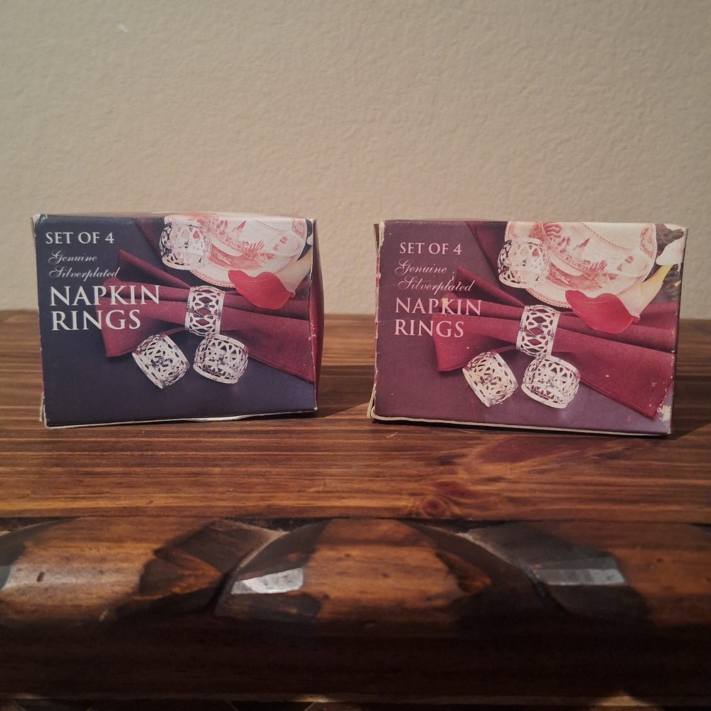 Set of 4 Silver Napkin Rings
